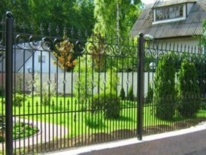 Кованые заборы на ленточном фундаменте 80 метров фото в Котельниках