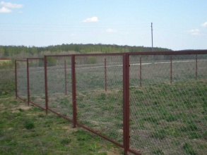 Забор из сетки рабицы в натяг секционный 12 метров фото в Котельниках