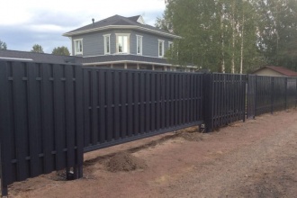 Забор из евроштакетника с бетонированием столбов 80 метров фото в Котельниках